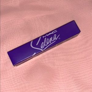 MAC Selena Lipglass
